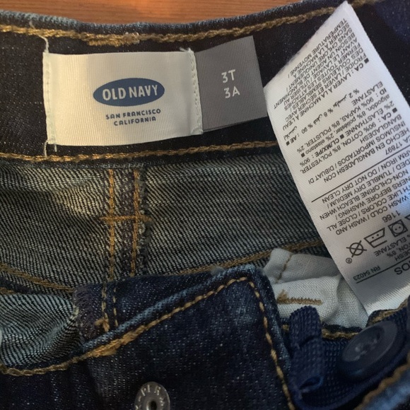 Old Navy cute cut off jean shorts boys 3T denim - Picture 2 of 3